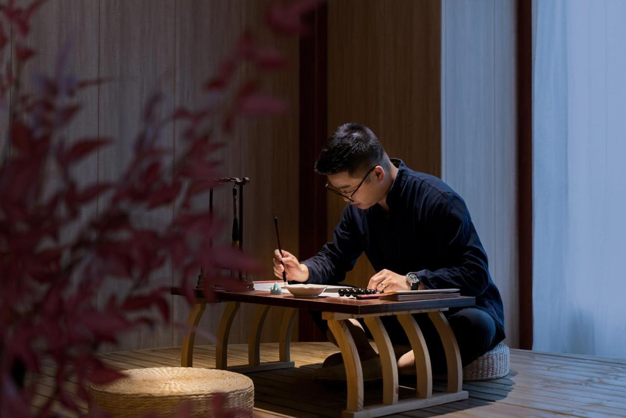 乐山上善居养心禅景酒店 Shangshan Zen Hotel Лэшань Экстерьер фото